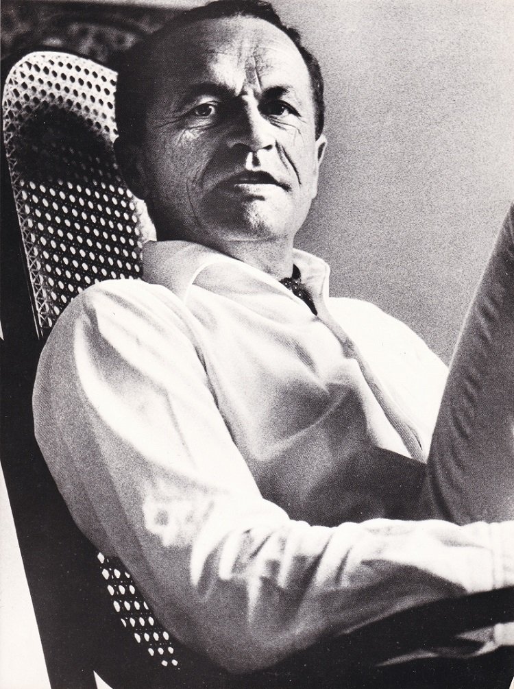 Photographie des Schriftstellers Ernst Schnabel.