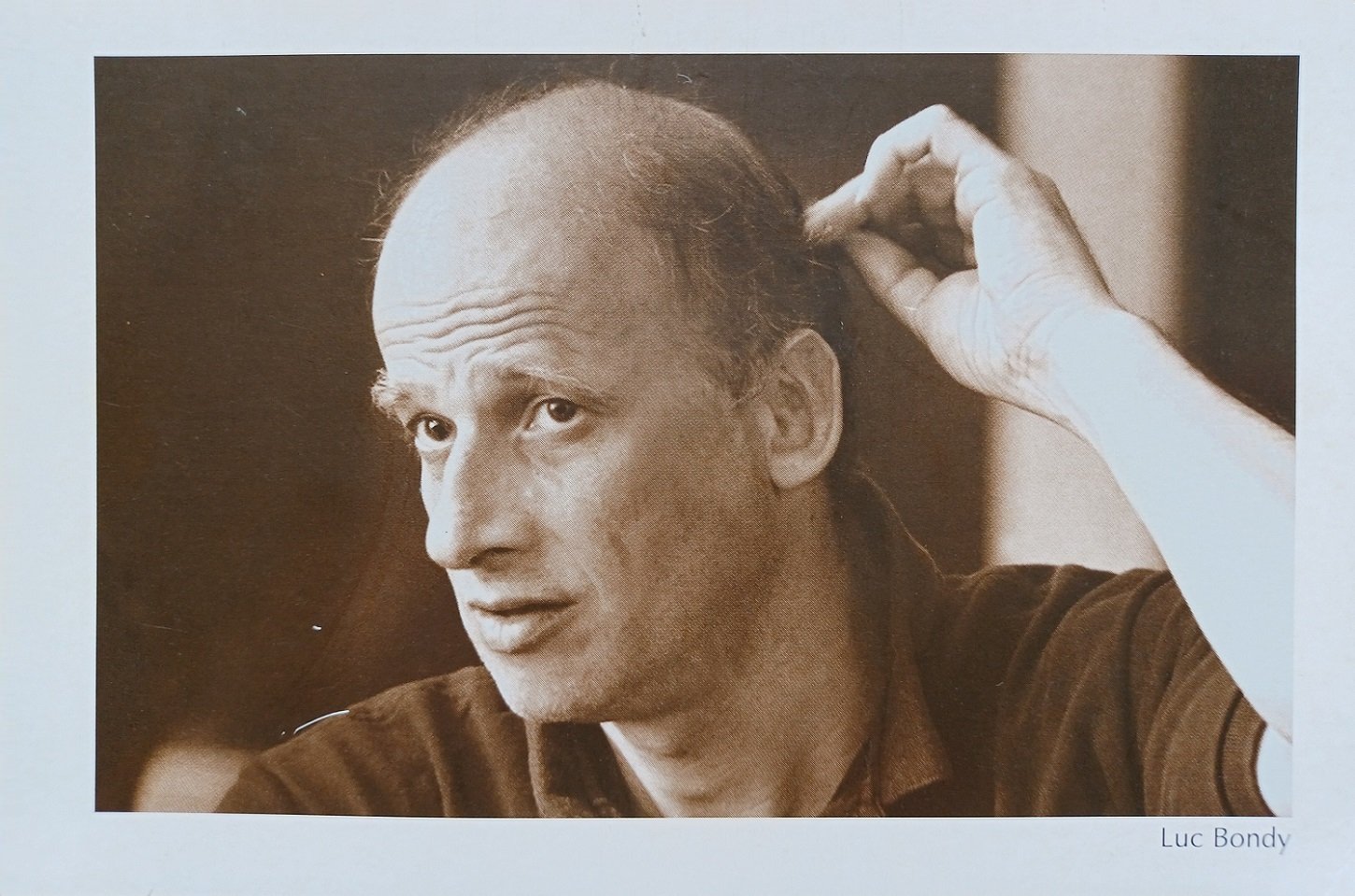 Porträtkarte des Regisseurs Luc Bondy.
