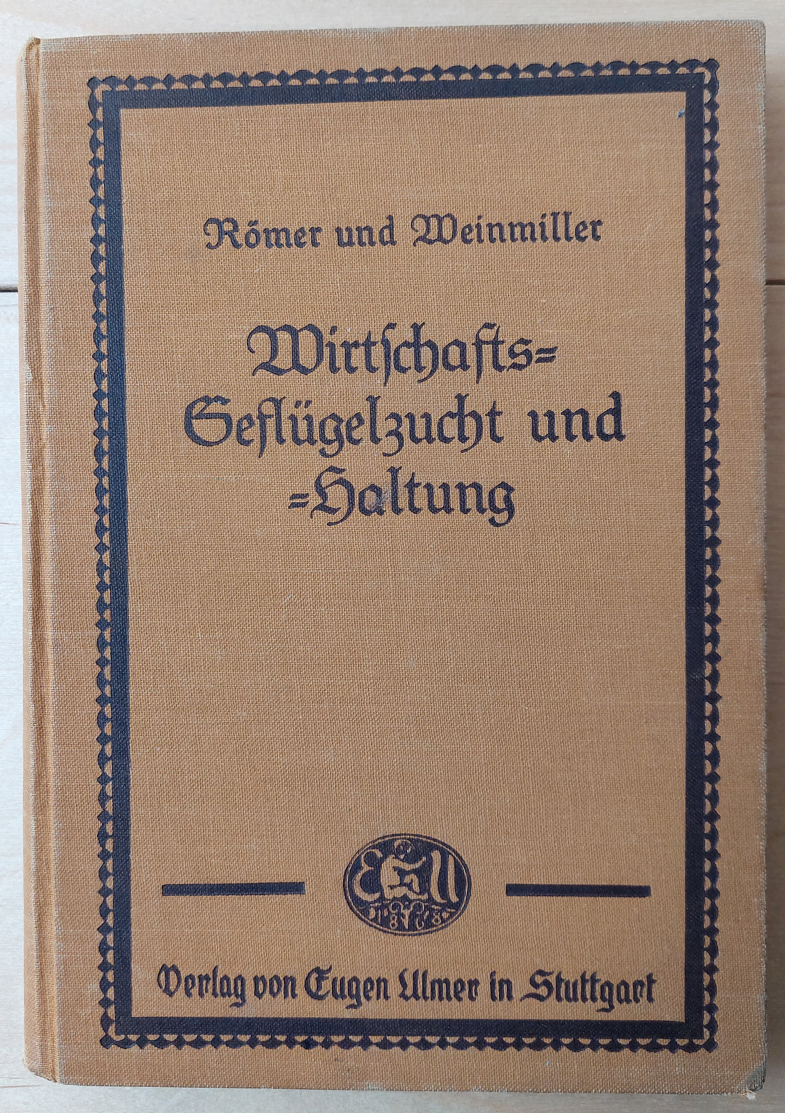 Wirtschaftsgeflügelzucht und -Haltung.