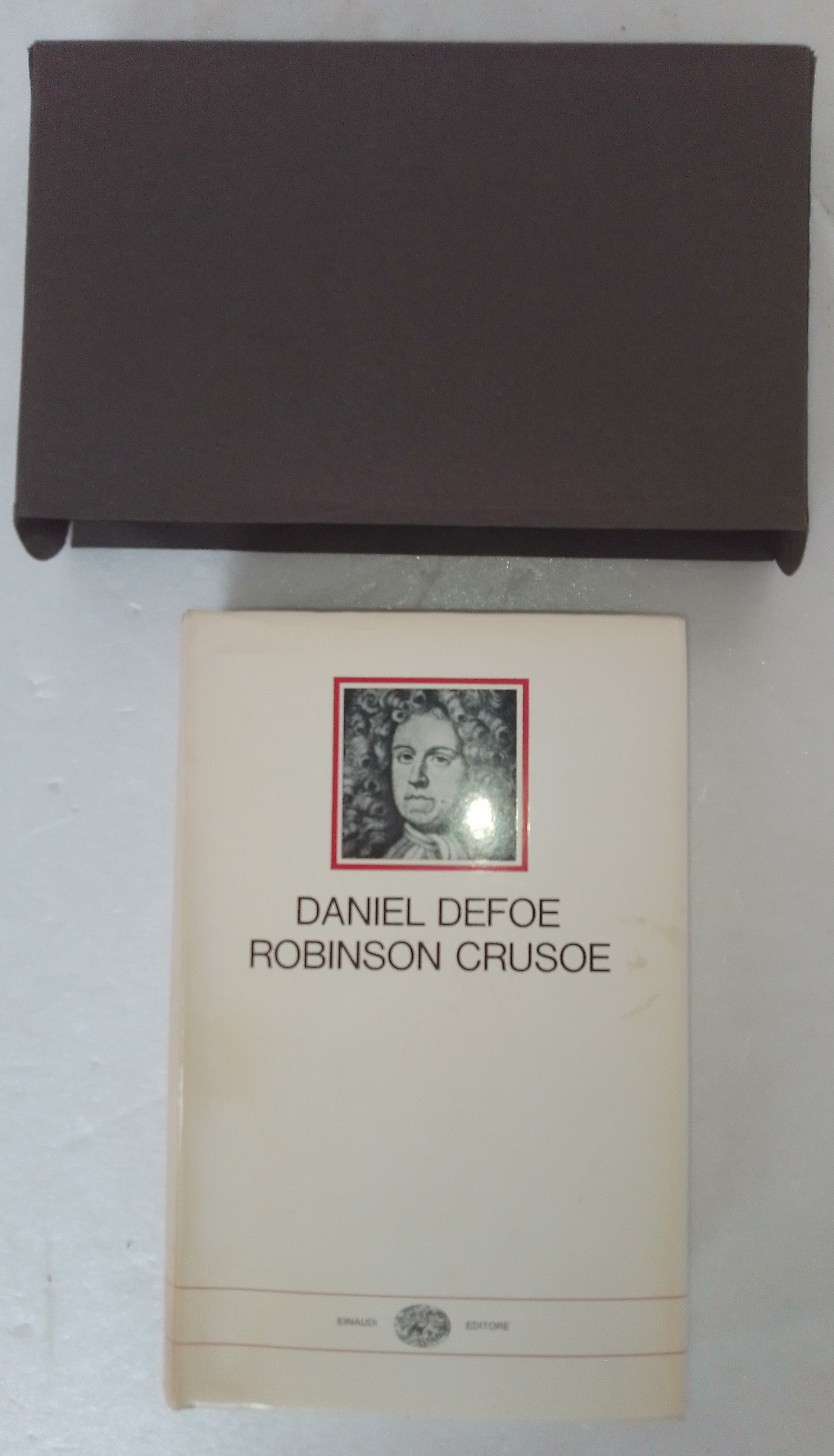 ROBINSON CRUSOE