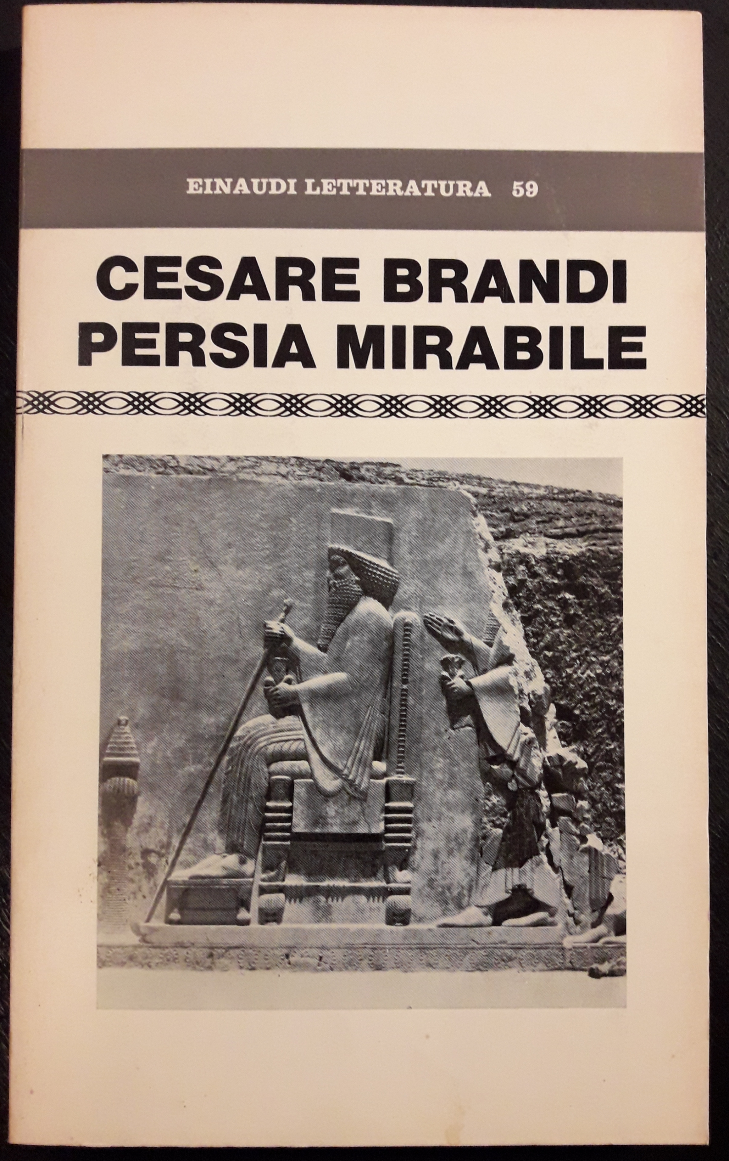 Persia mirabile