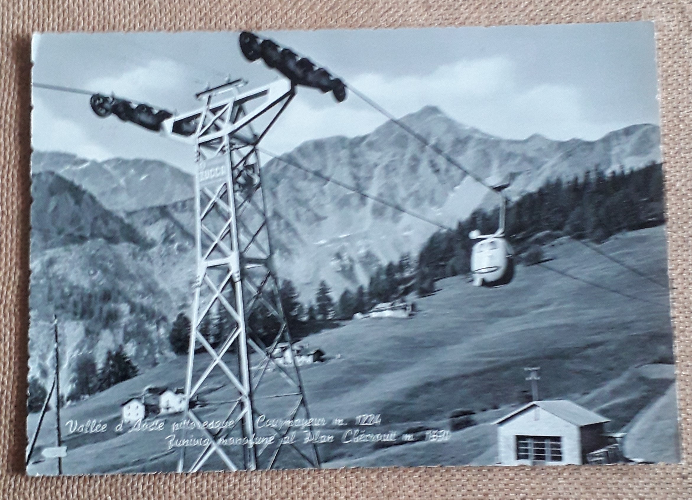 Vallée d'Aoste pittoresque - The funicular at Plan Chécrouit