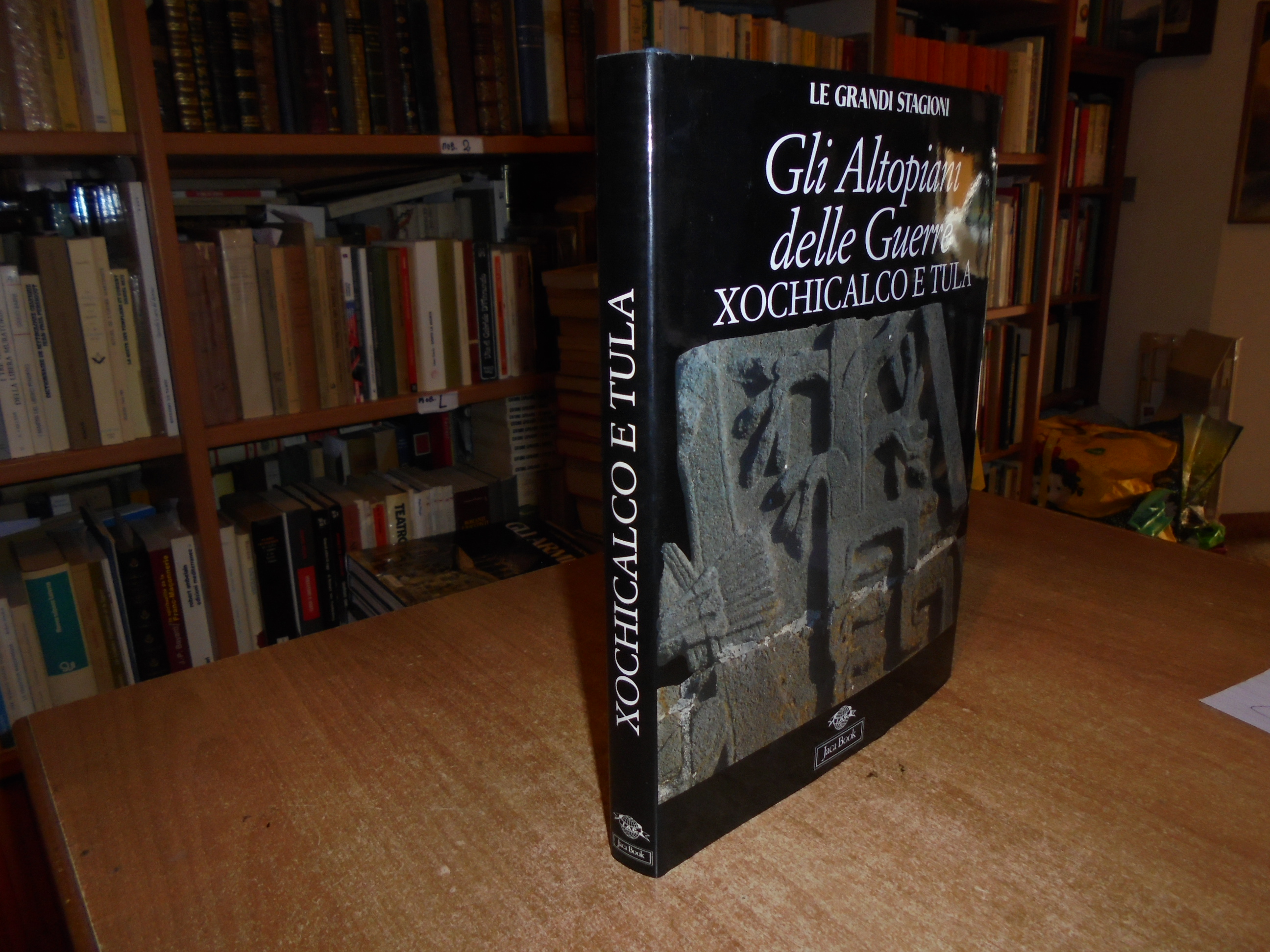 AA. VV. Gli Altopiani delle Guerre XOCHICALCO e TULA. LEONARDO …