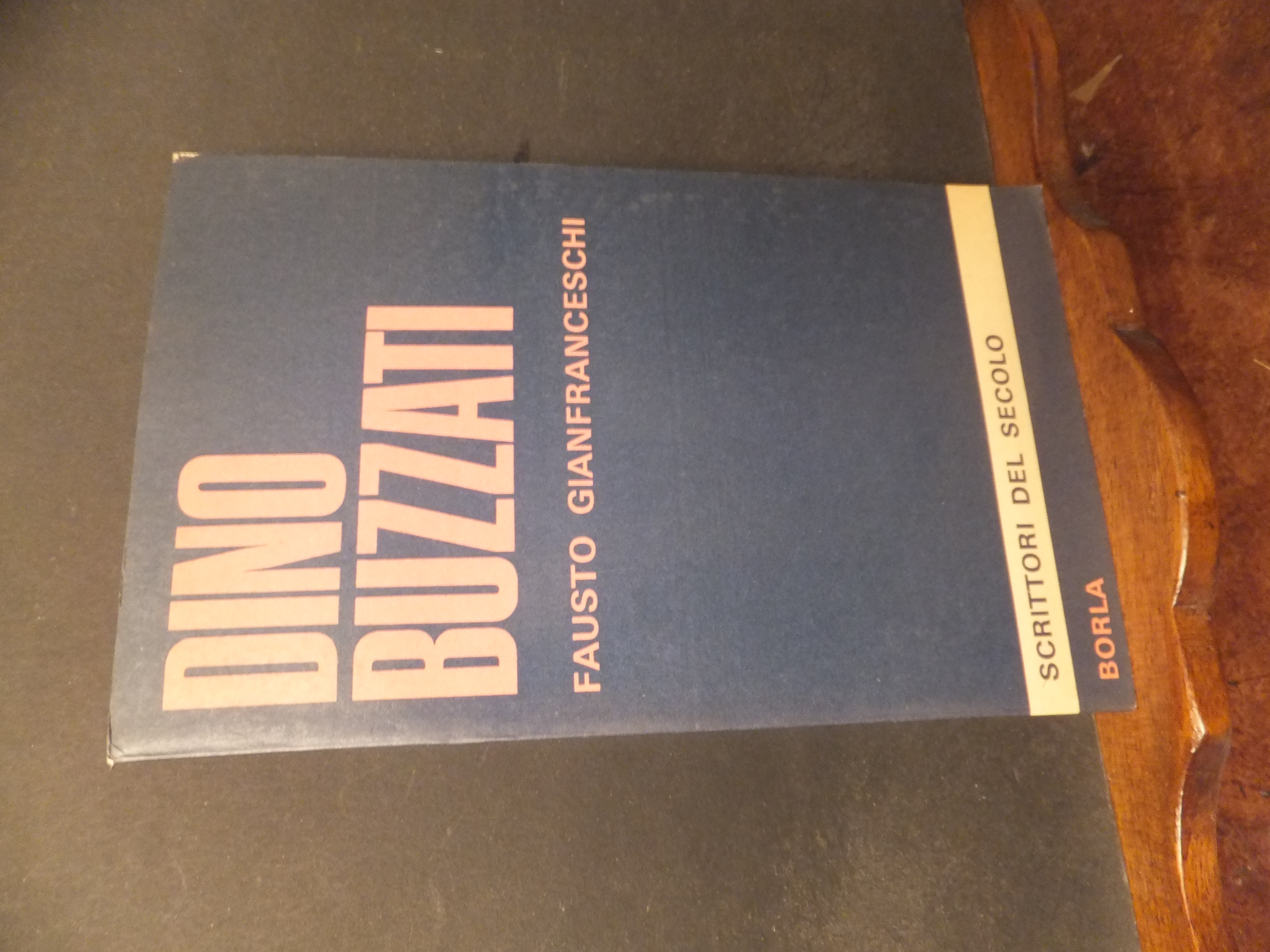 DINO BUZZATI - SCRITTORI DEL SECOLO