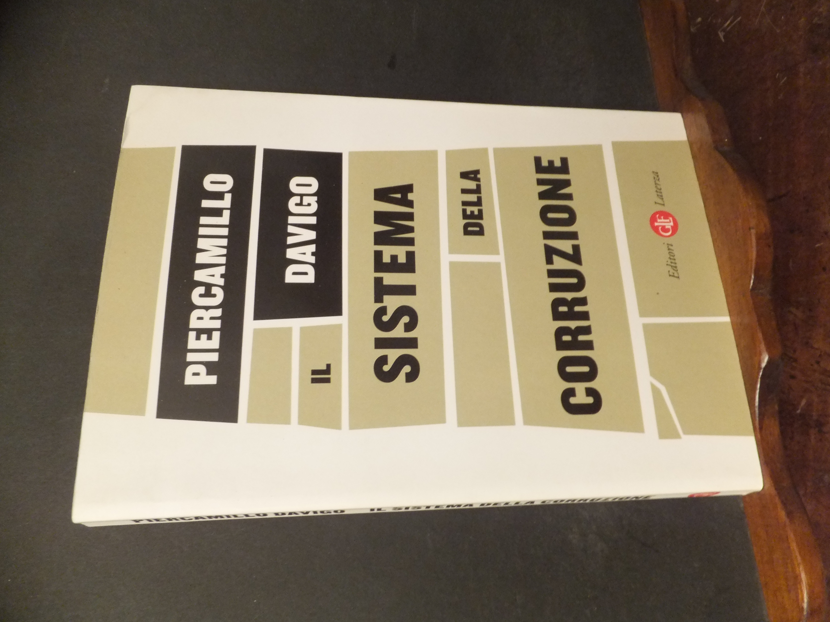 IL SISTEMA DELLA CORRUZIONE