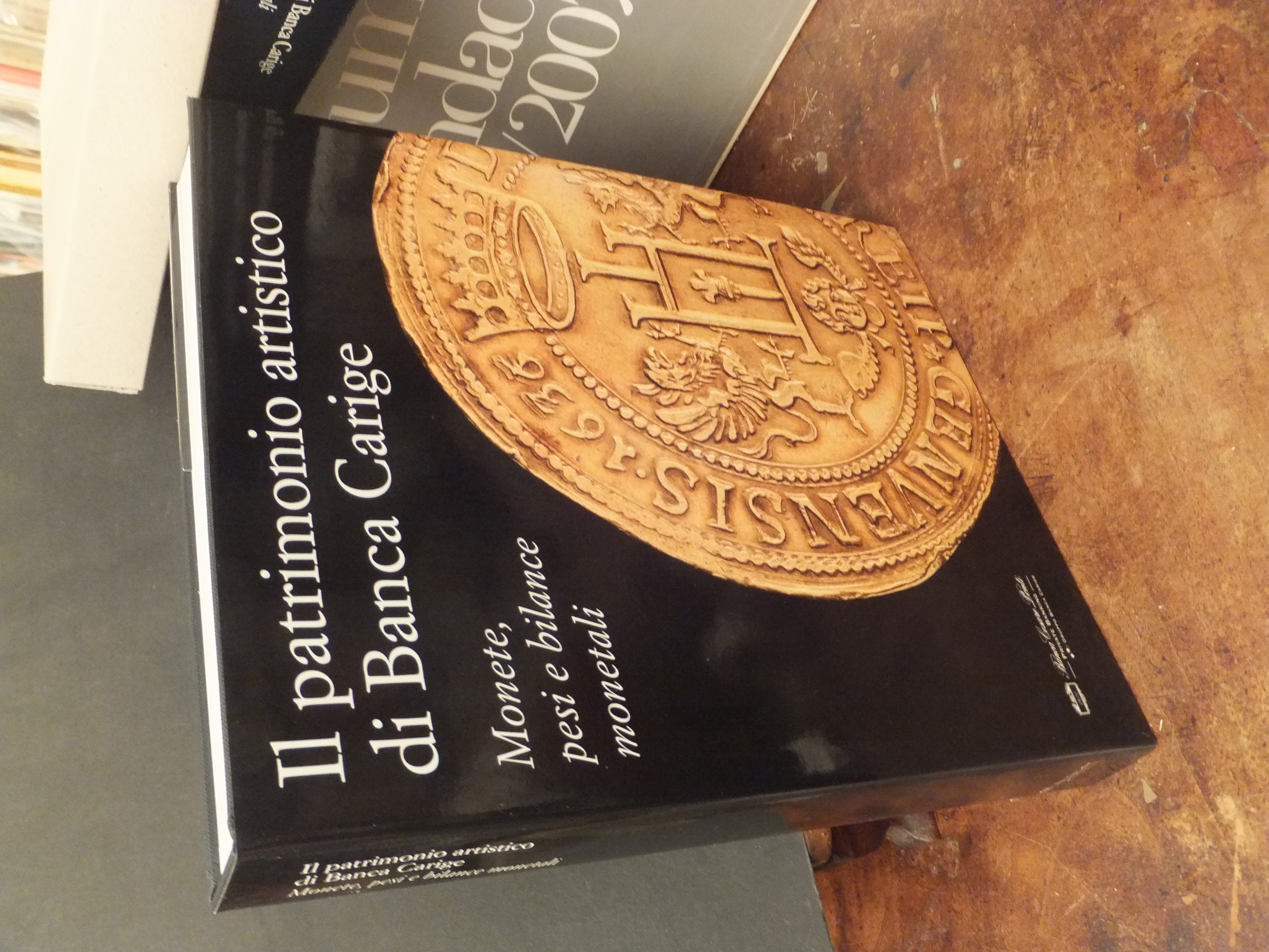 PATRIMONIO ARTISTICO DI BANCA CARIGE MONETE PESI E BILANCE MONETALI