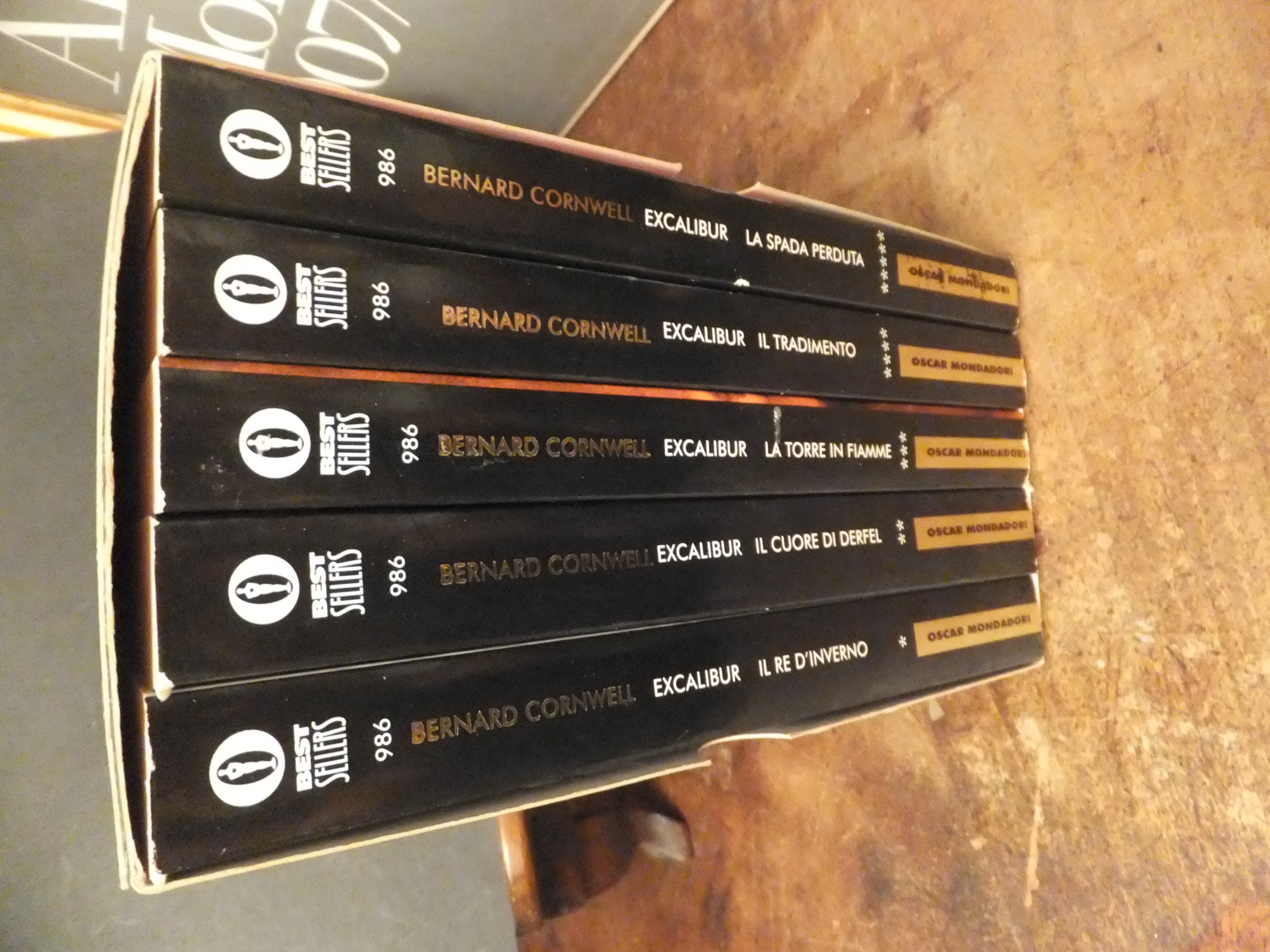 IL ROMANZO DI EXCALIBUR - 5 VOLUMI CON COFANETTO