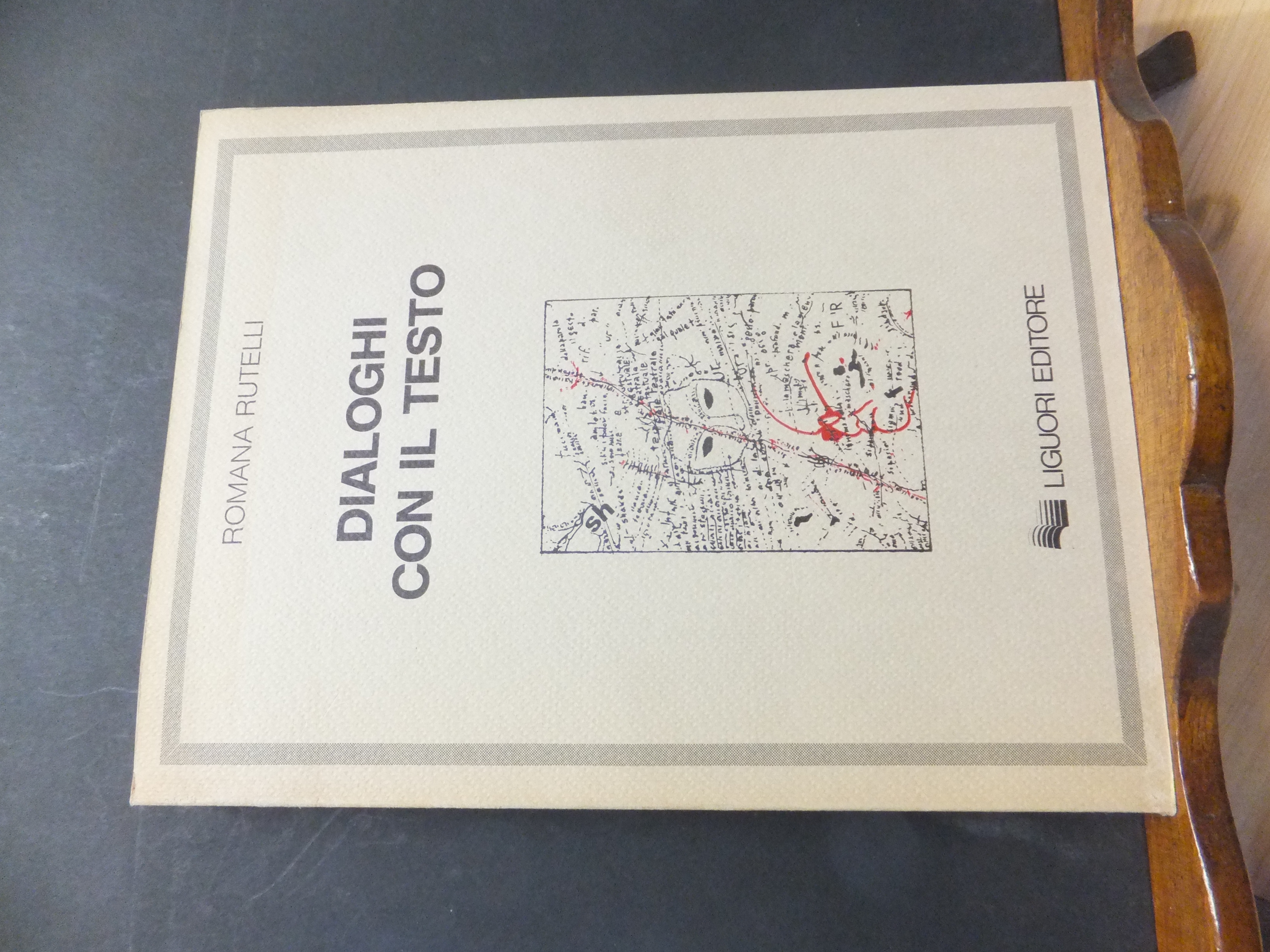 DIALOGHI CON IL TESTO