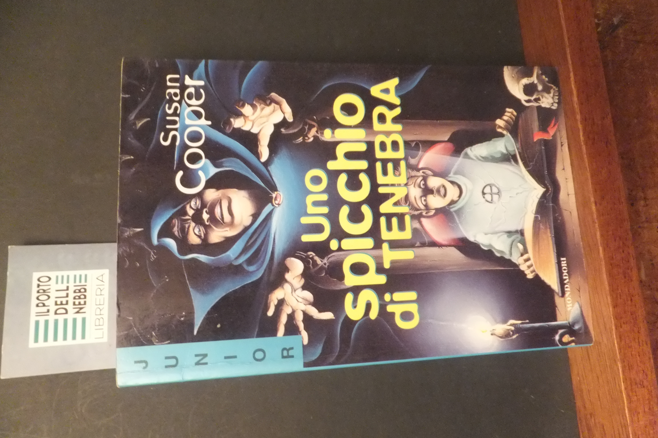 UNO SPICCHIO DI TENEBRA