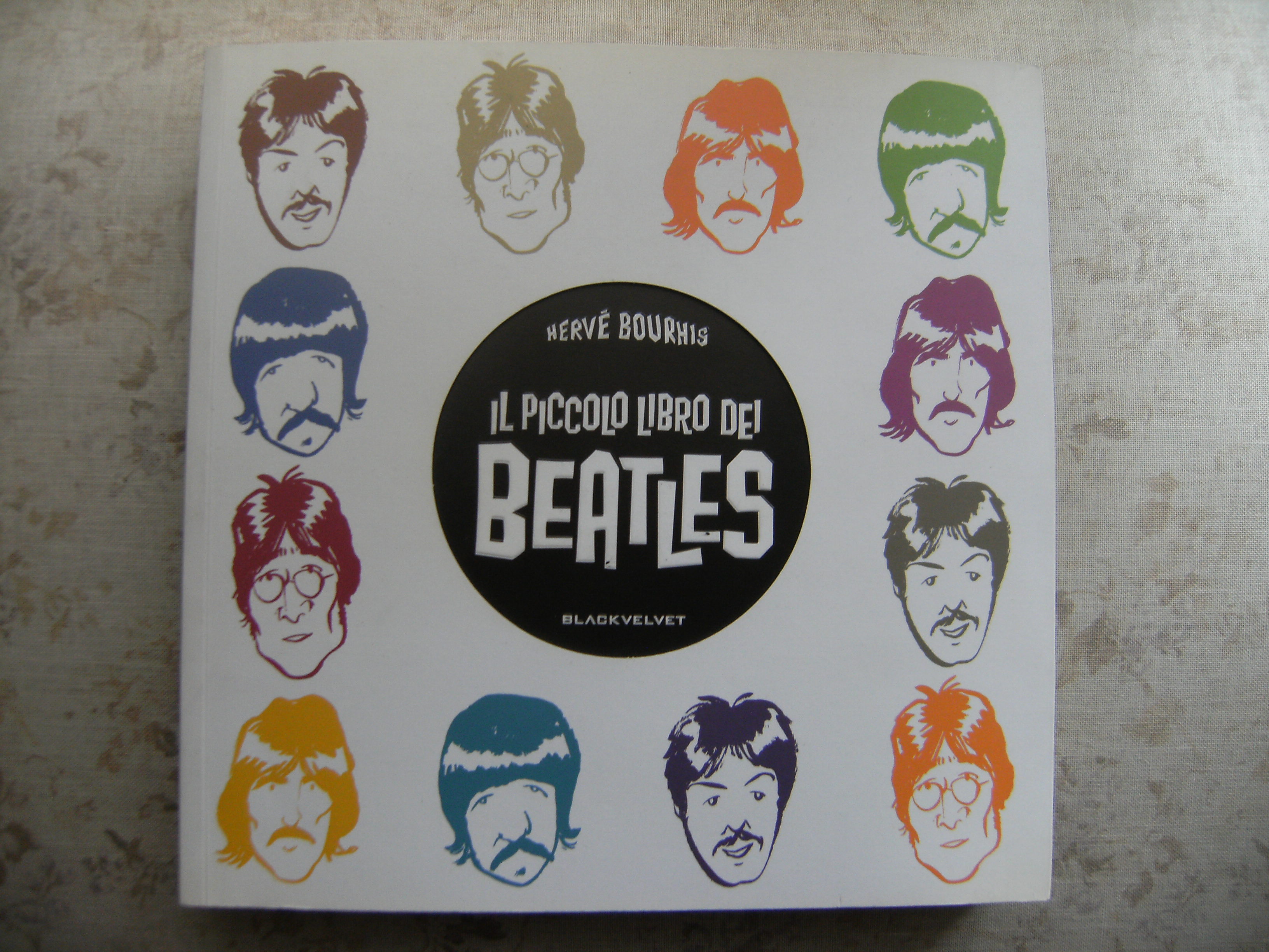 IL PICCOLO LIBRO DEI BEATLES