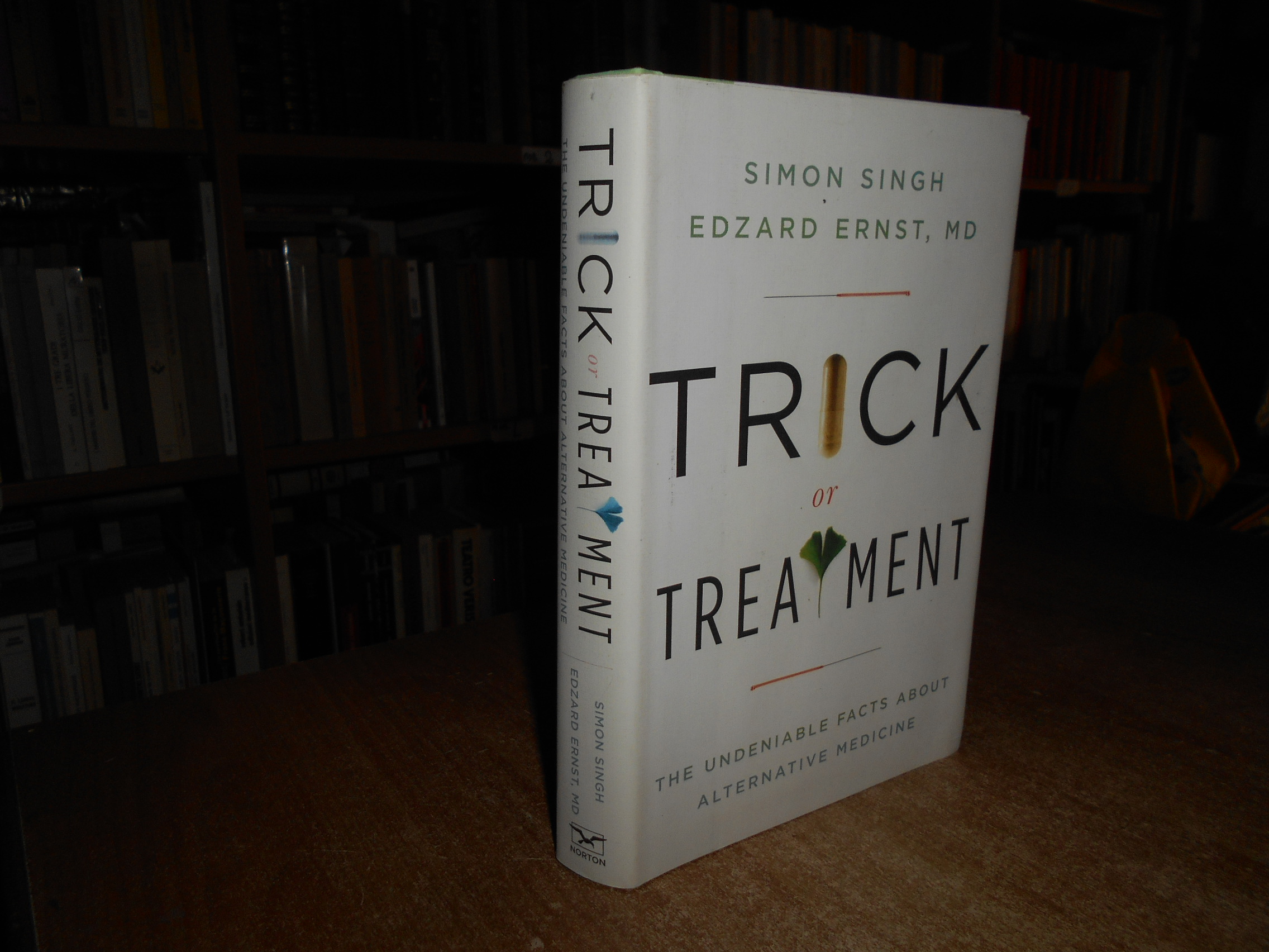 TRICK or TREATMENT. SIMON SINGH EDZARD ERNST 2008