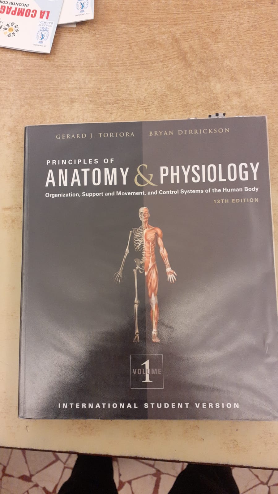 Principles of anatomy and physiology vol. 1