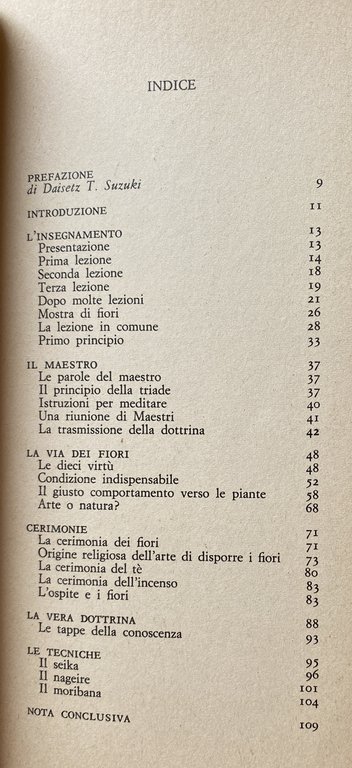 LO ZEN E L'ARTE DI DISPORRE I FIORI