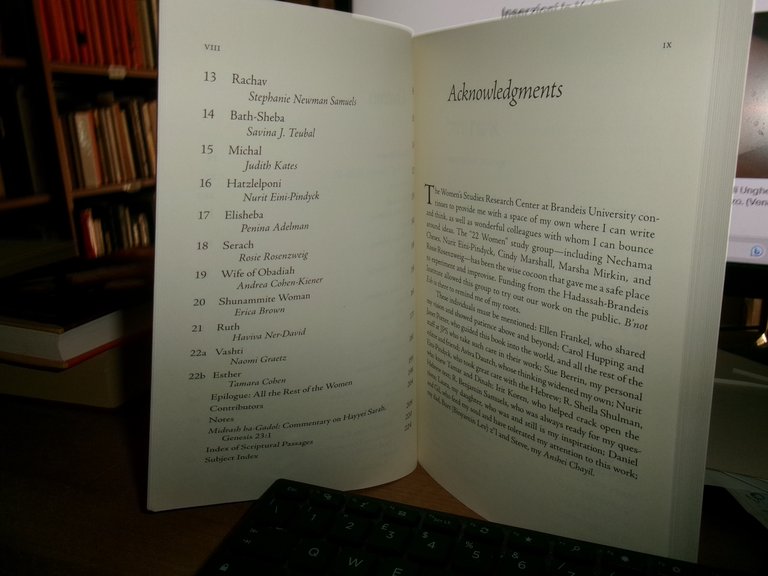 Praise Her Works. Conversations with Biblical Women. PENINA ADELMAN 2005