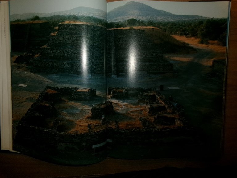 TEOTIHUACAN La Metropoli degli Dei. EDUARDO MATOS MOCTEZUMA 1991