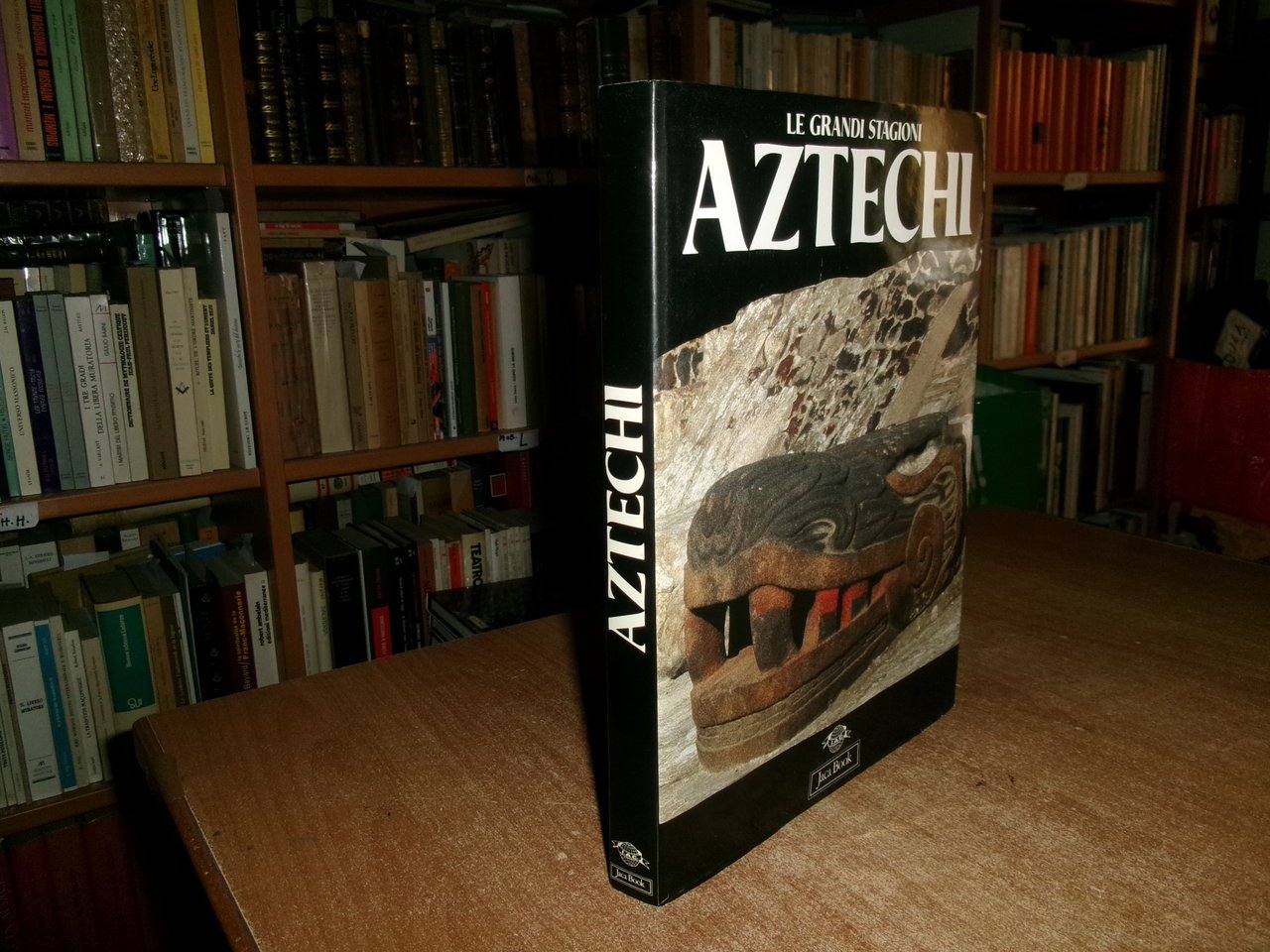 AZTECHI. Eduardo Matos Moctezuma 1990.