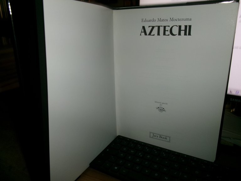 AZTECHI. Eduardo Matos Moctezuma 1990.