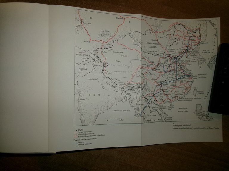 L' ALTRA RIVA DEL FIUME. La Cina oggi. EDGAR SNOW …