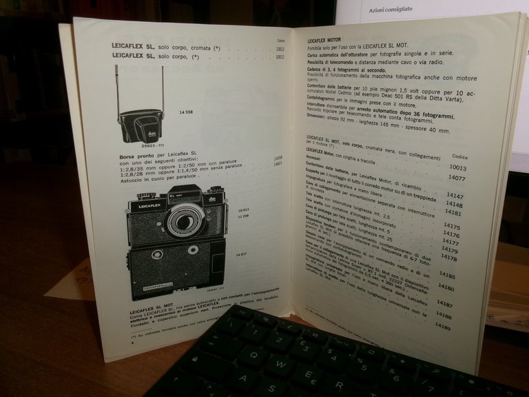 LEICA. Foto-Cine-Ingrandimento-Proiezione-Binocoli. Catalogo generale 1973