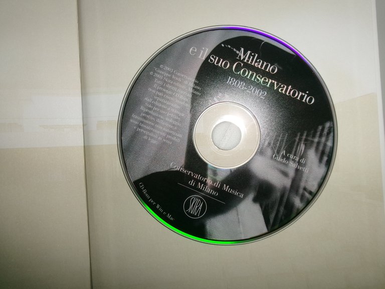 Milano e il suo Conservatorio 1808-2002. di Guido Salvetti (Autore) …