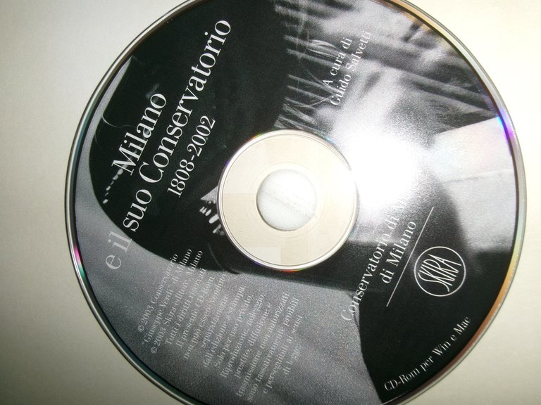 Milano e il suo Conservatorio 1808-2002. di Guido Salvetti (Autore) …