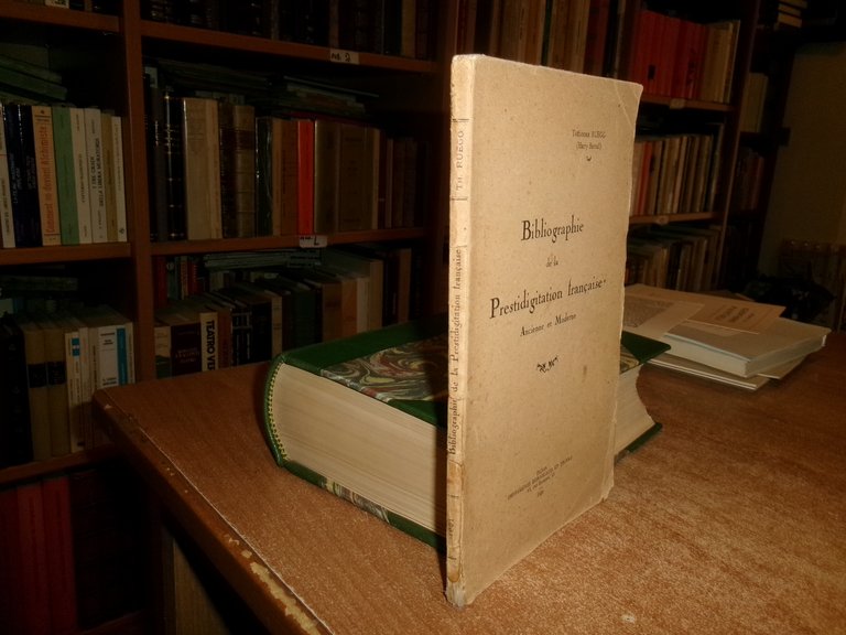 Bibliographie de la Prestidigitation Française Ancienne et Moderne. RUEGG 1931