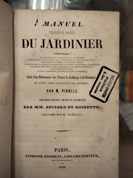 Manuel theorique et pratique du jardinier contenant: les connaissances elementaires …
