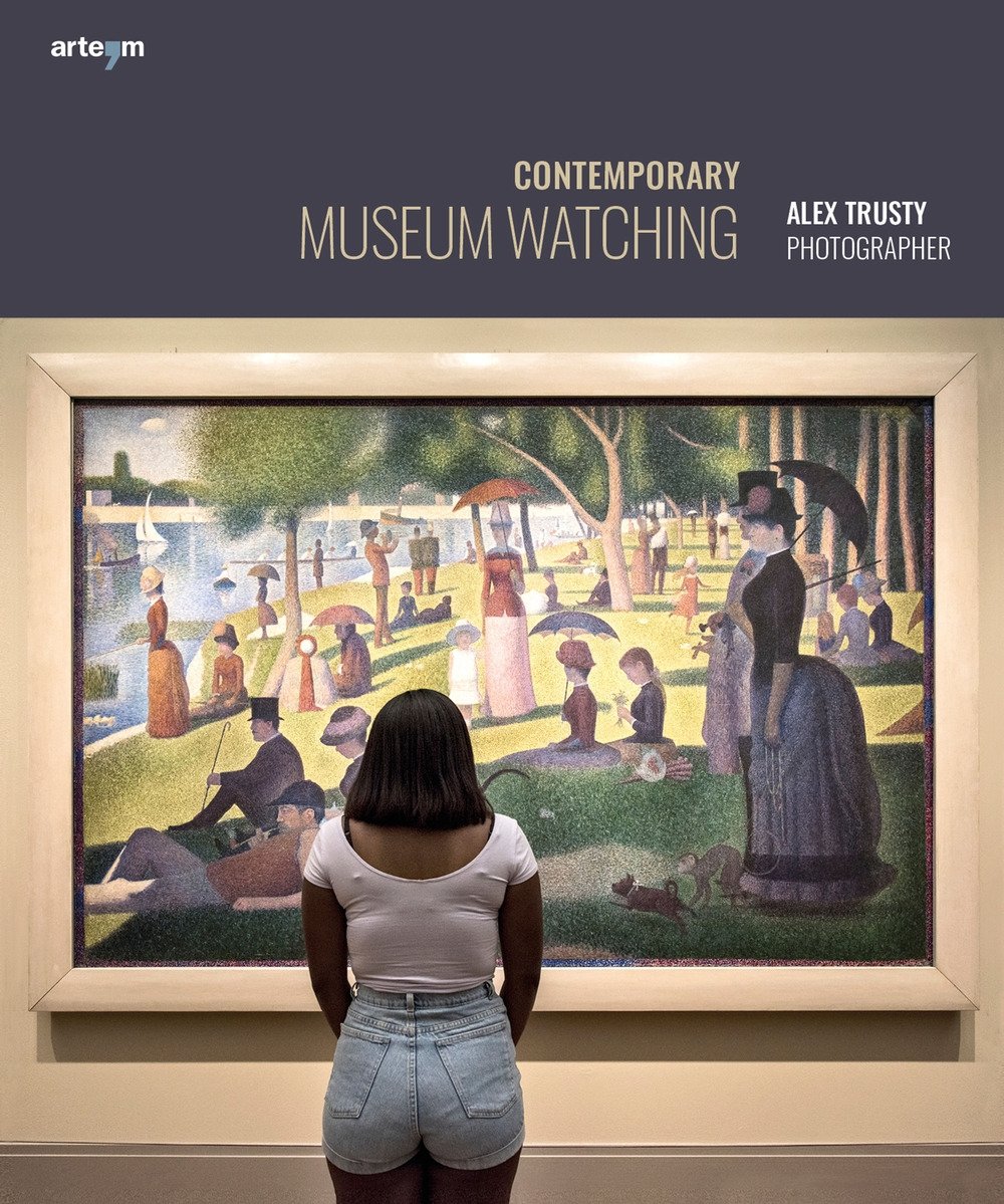 Contemporary Museum watching. Alex Trusty Photographer