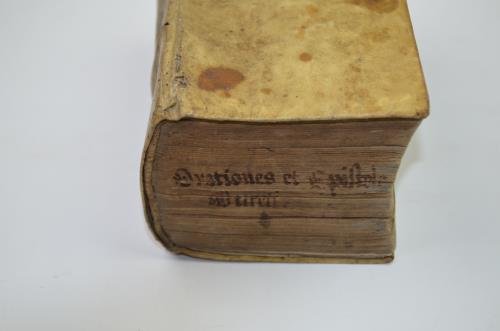 Orationum volumina duo. adiunximus etiam Caroli Sigonii Oratoris diversissimi Orationes …