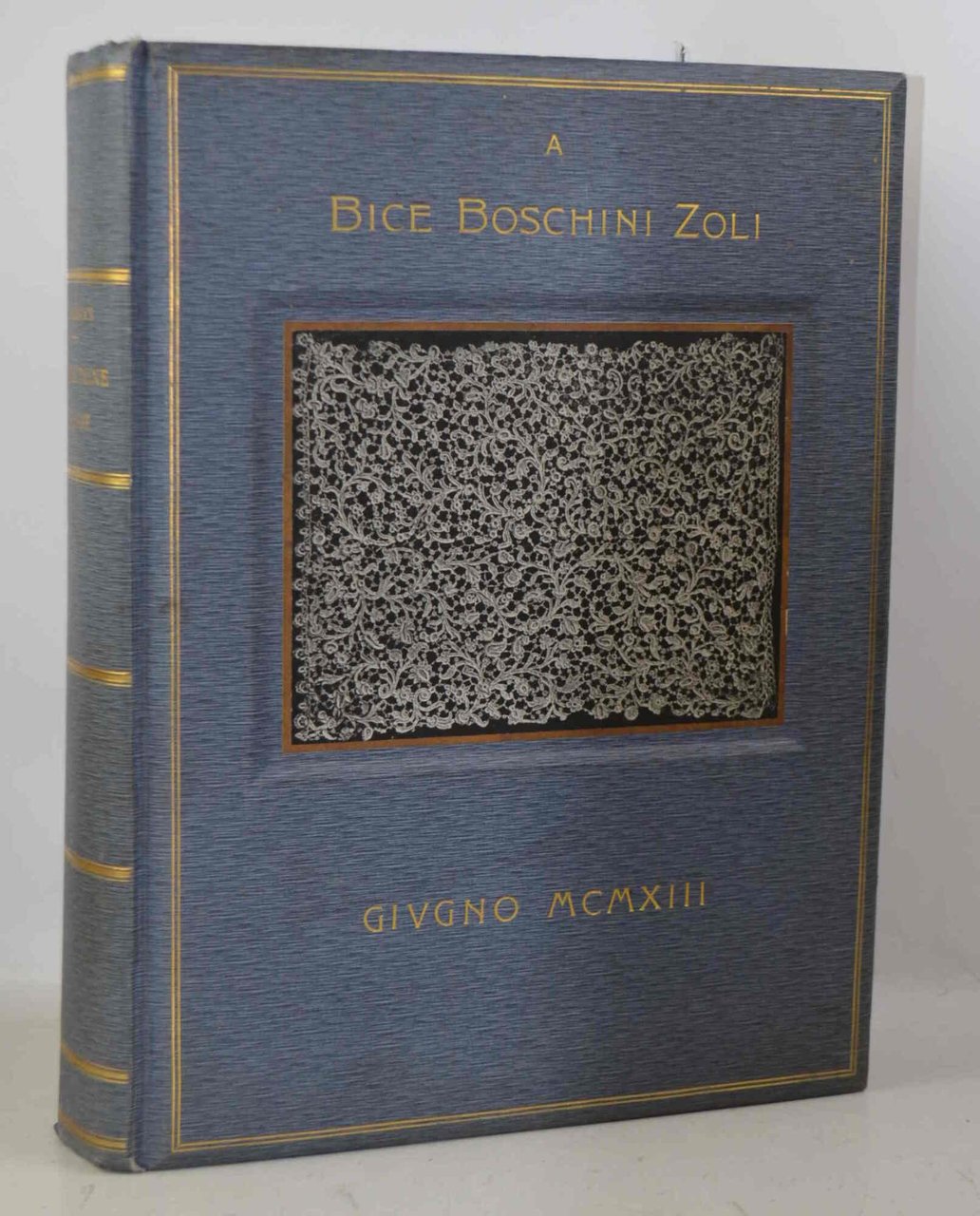 Antiche trine italiane. Trine ad ago.