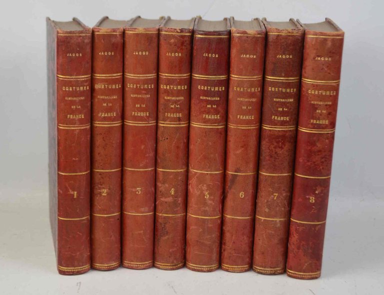 Costumes historiques de la France...