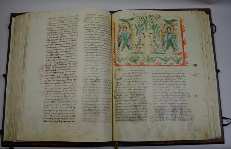 De universo de rerum naturis. | Immagine Gallery 3