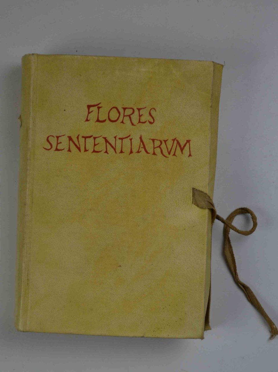 Flores sententiarum. Raccolta di 5000 sentenze, proverbi e motti latini …