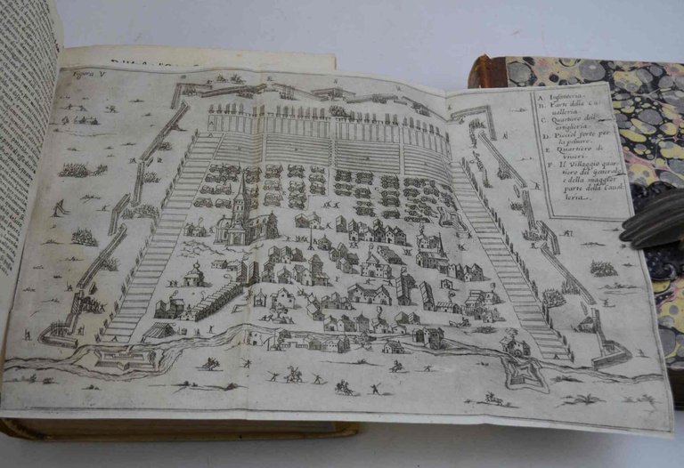 Fucina di Marte, nella quale con mirabile industria, e con … | Immagine Gallery 2