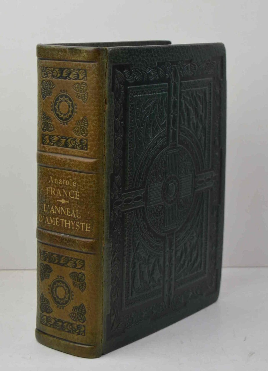 L'Histoire Contemporaine: L'anneau d'améthyste... | Immagine principale