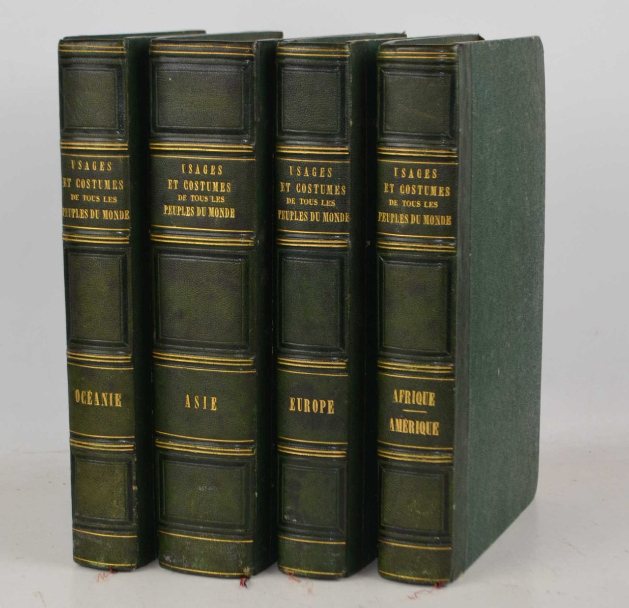 Moeurs, usages et costumes de tout les peuples du monde, …