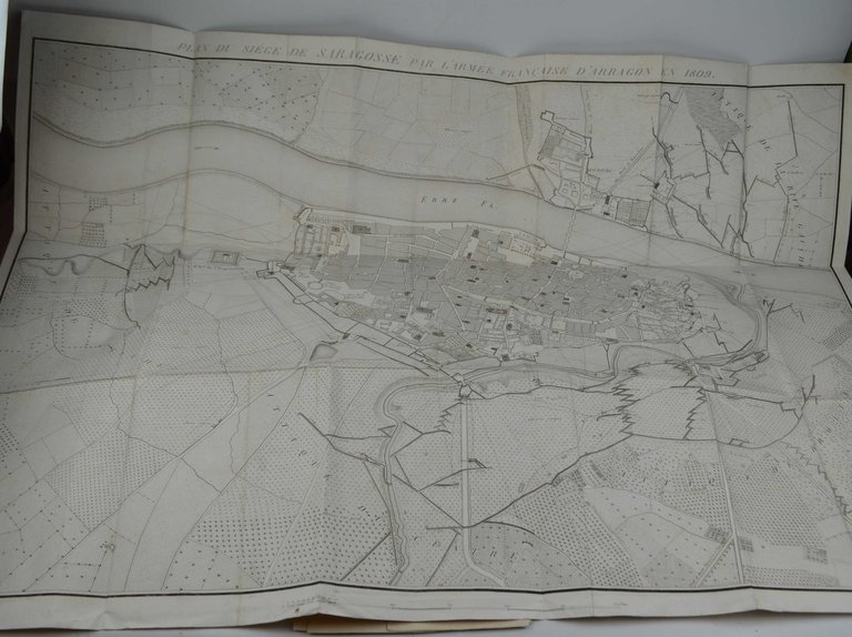 Relation des siéges de Saragosse et de Tortose par les …