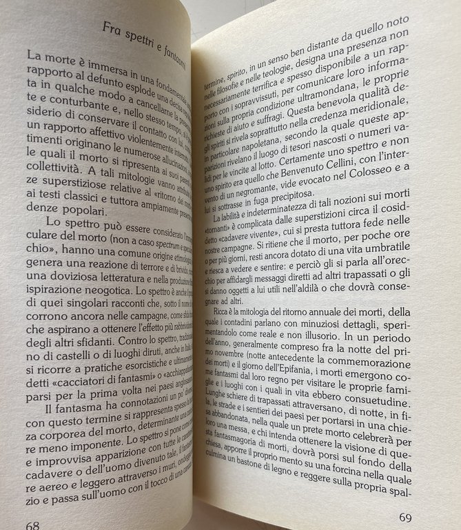 LO SPECCHIO E L'OLIO. LE SUPERSTIZIONI DEGLI ITALIANI