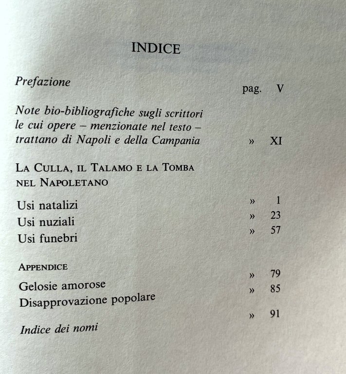 LA CULLA, IL TALAMO E LA TOMBA NEL NAPOLETANO.