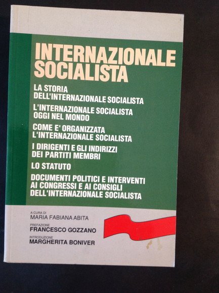 INTERNAZIONALE SOCIALISTA