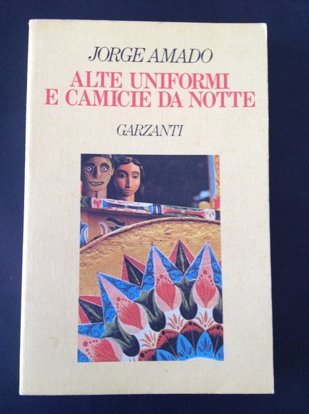 ALTE UNIOFORMI E CAMICIE DA NOTTE
