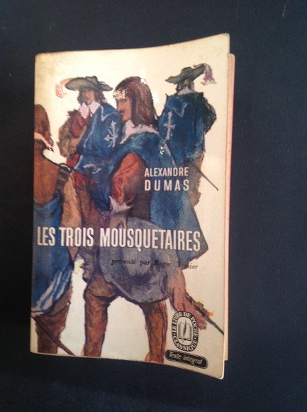 LES TROIS MOUSQUETAIRES