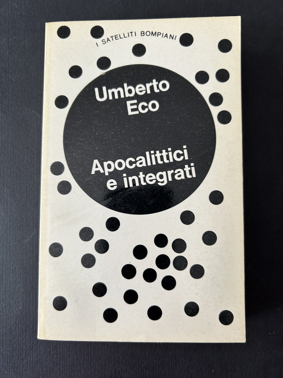 APOCALITTICI E INTEGRATI