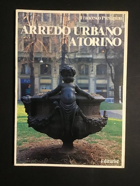 ARREDO URBANO A TORINO