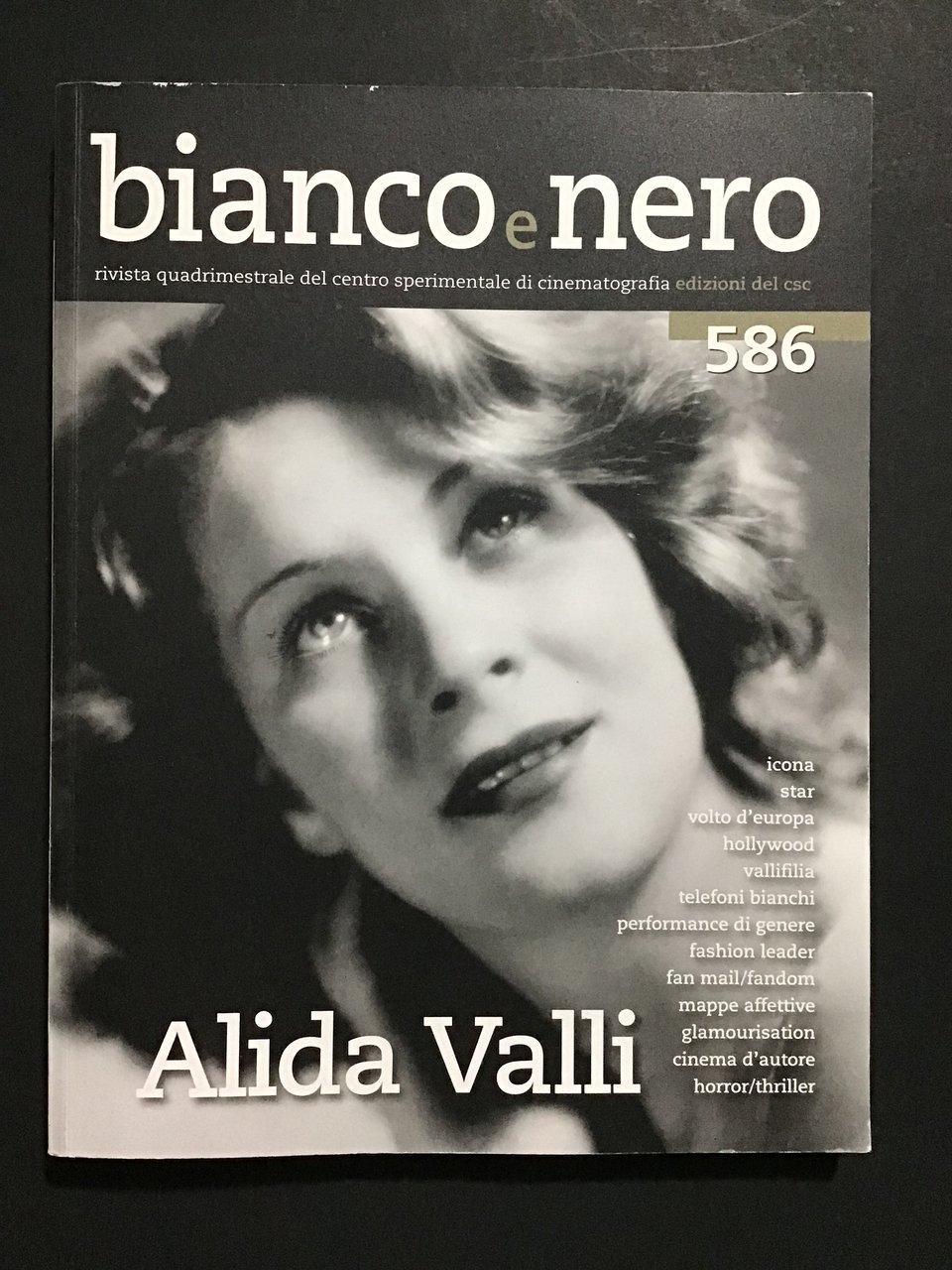 BIANCO E NERO - FASCICOLO 586 | Immagine principale