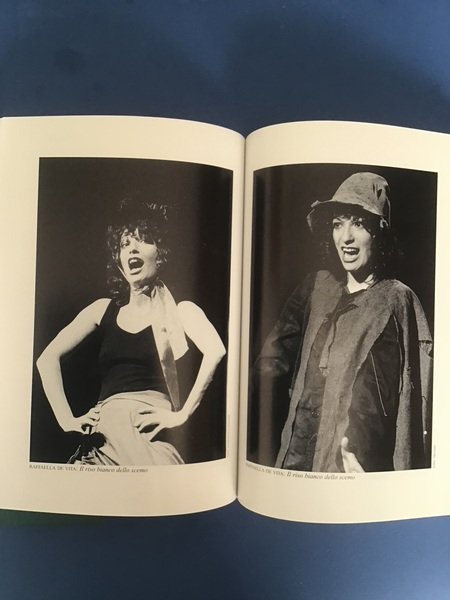 IL TEATRO CANTATO DI RAFFAELLA DE VITA A TORINO