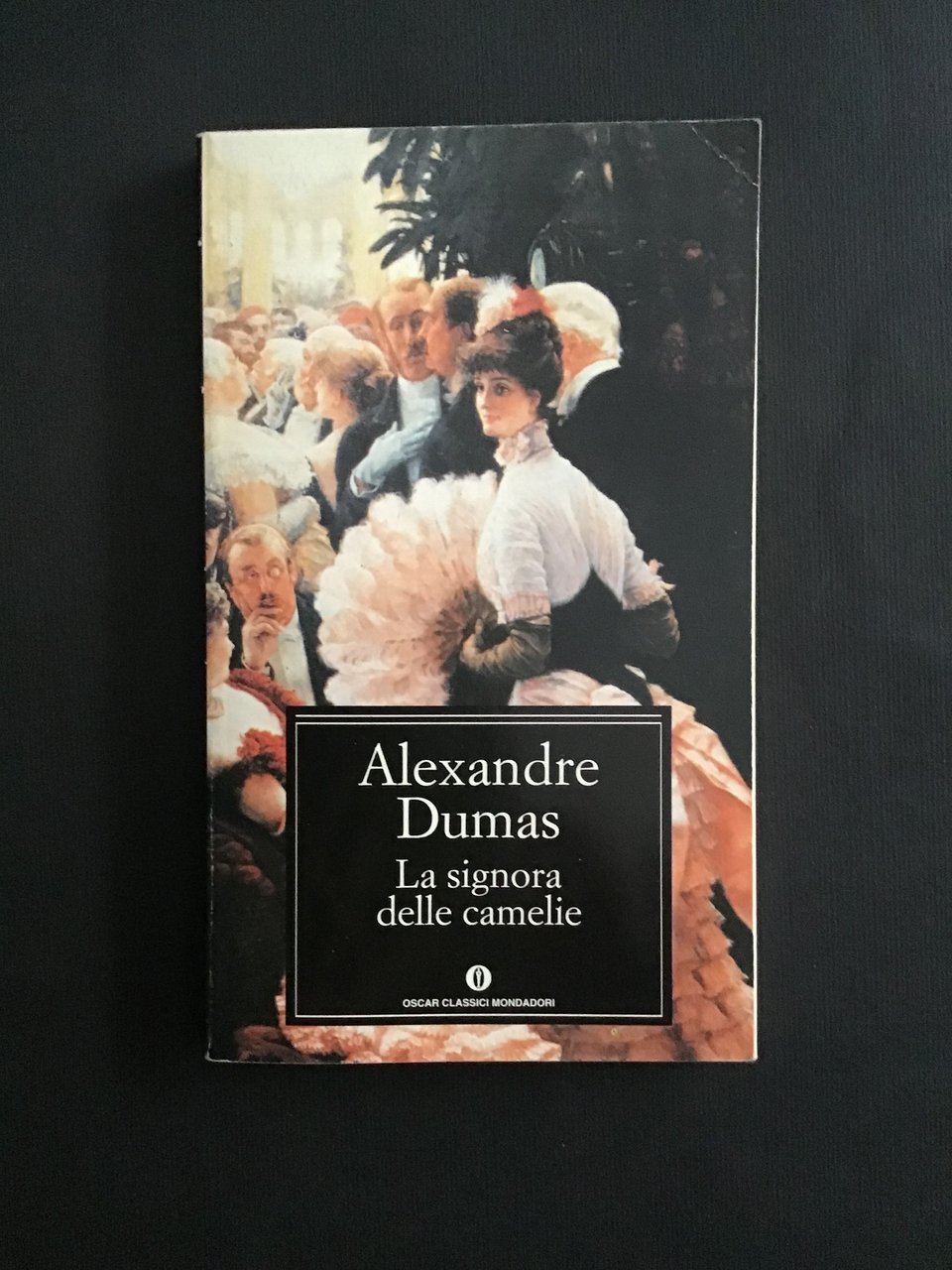 LA SIGNORA DELLE CAMELIE