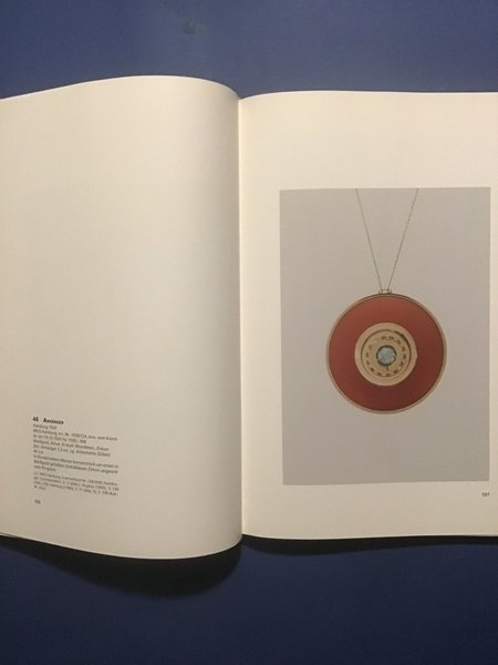 NAUM SLUTZKY. MEISTER AM BAUHAUS. GOLDSCHMIED UND DESIGNER