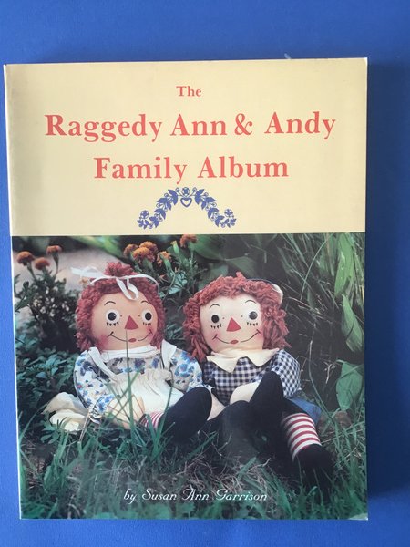 THE RAGGEDY ANN & ANDY FAMILY ALBUM