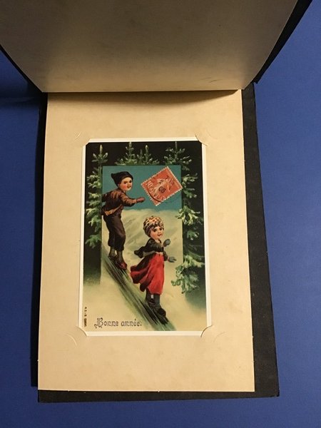 UNE ANNEE EN CARTES POSTALES. COLLECTION PAUL ELUARD